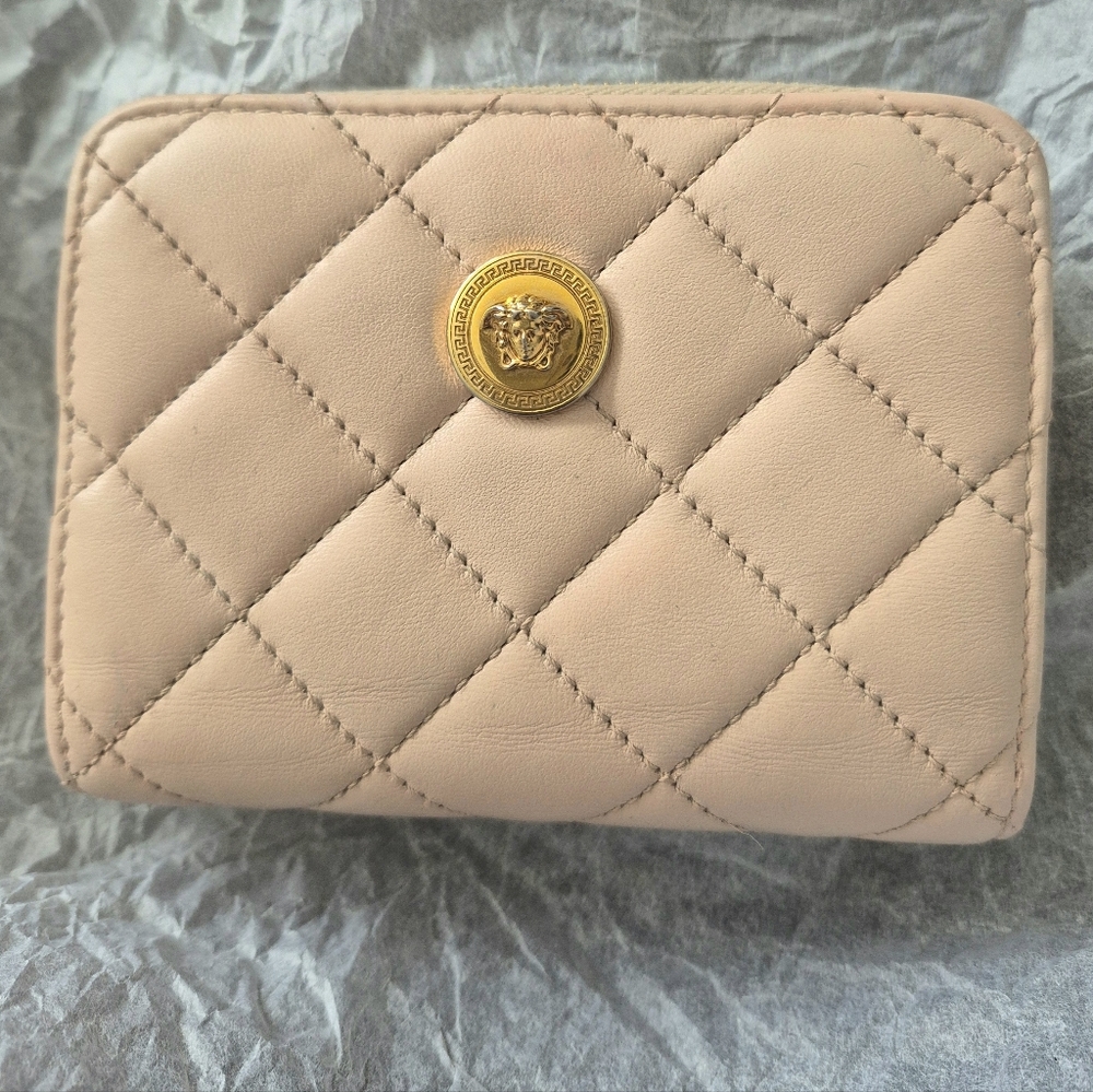 Versace Quilted Leather Medusa Wallet - Picture 15 of 15